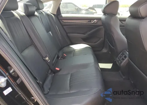 2021 Honda Accord Touring z USA, uszkodzony, nr VIN 1HGCV2F92MA021160